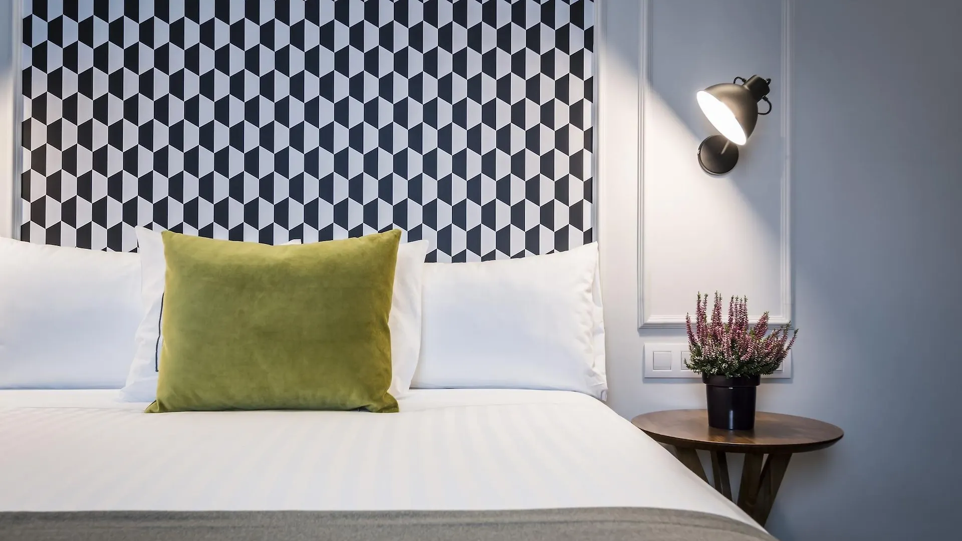 Intelier Victoria Hotel San Sebastian Spain